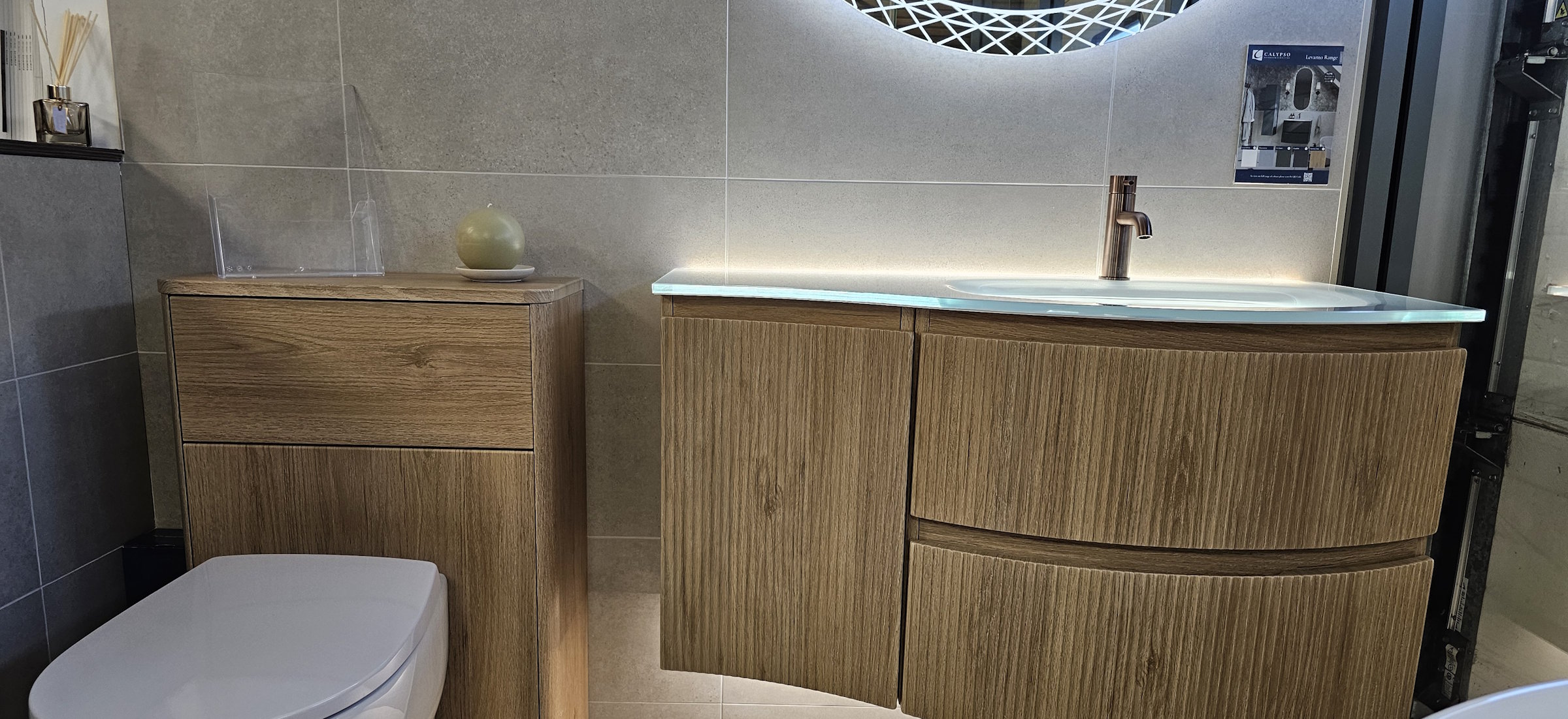 Showroom Desktop - 1