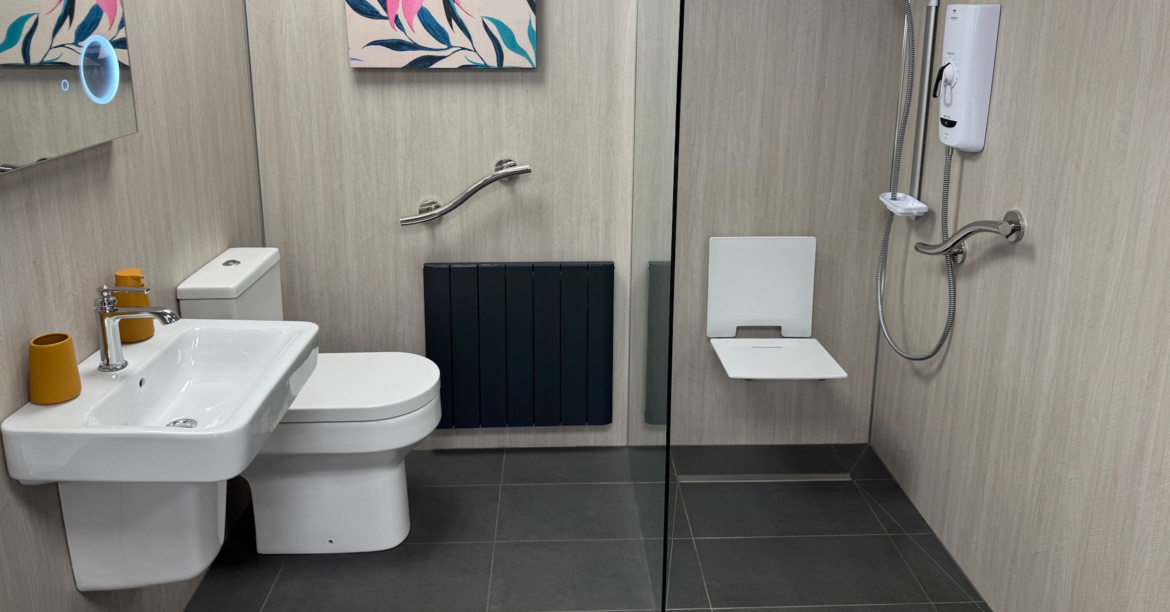 Showroom Desktop - 5